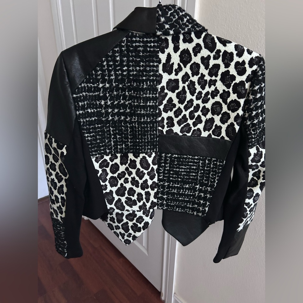 NWT Alice + Olivia Harvey Leather Patchwork Draped Lapel Blazer Jacket M - Picture 9 of 17